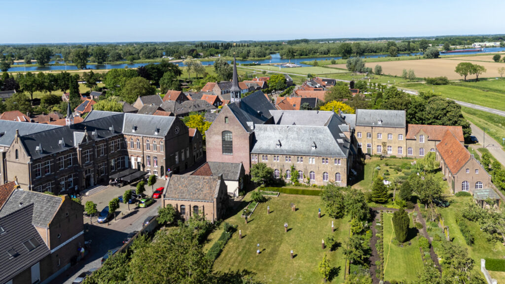 Dronefoto Megen